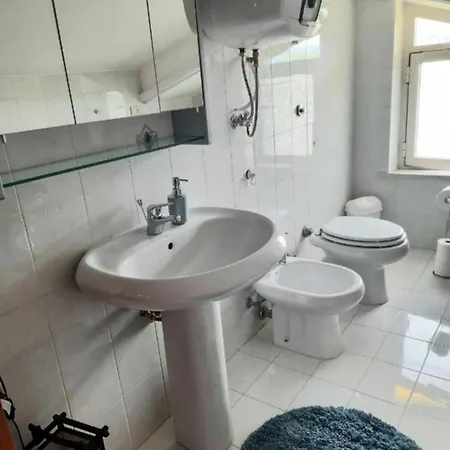 Casa Gialla - & Business *
