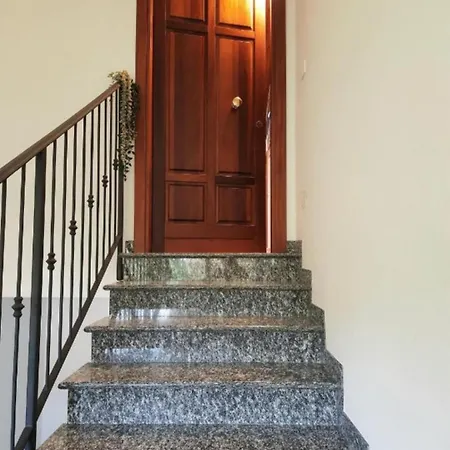 Casa Gialla - & Business Apartamento