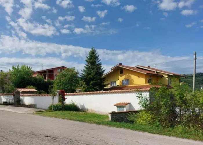 Casa Gialla - & Business *